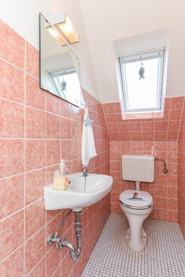 Ferienwohnungen Im Haus Ankerplatz Esens Kültér fotó