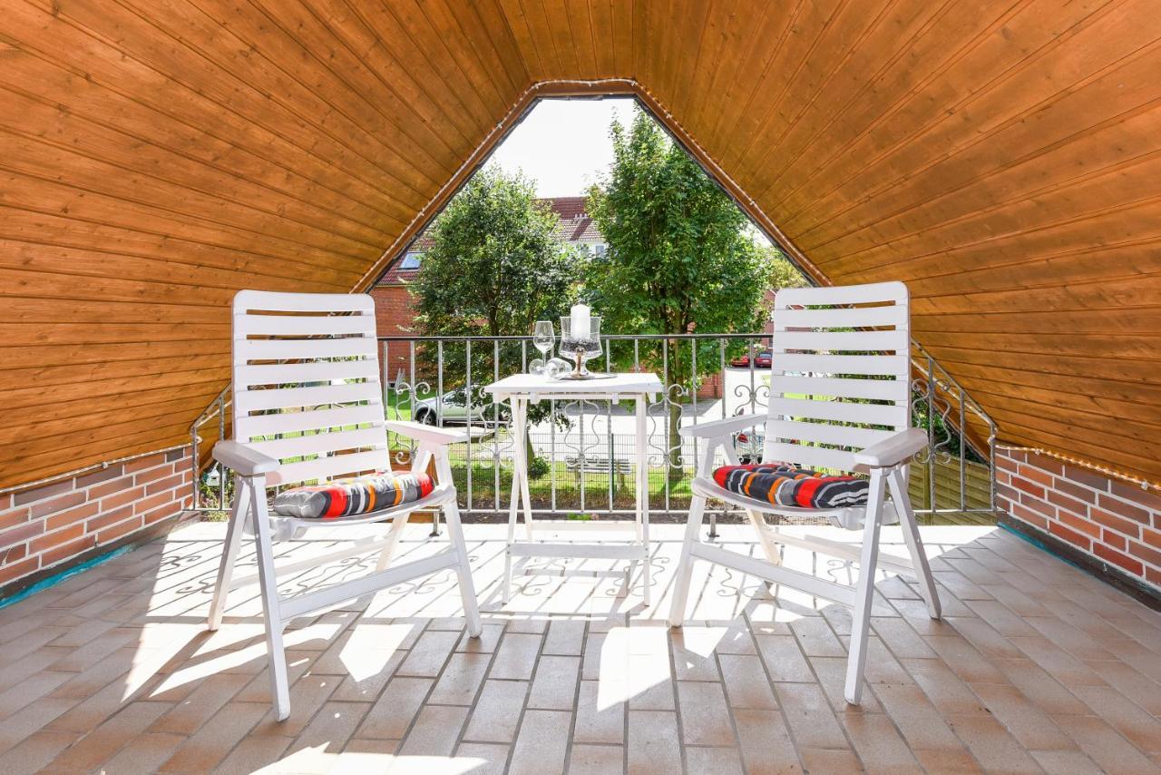 Ferienwohnungen Im Haus Ankerplatz Esens Kültér fotó
