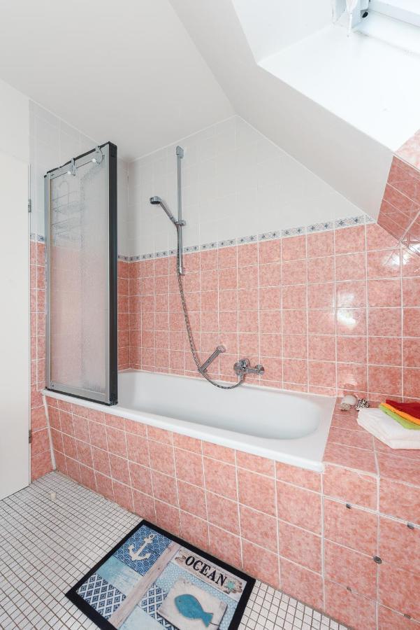 Ferienwohnungen Im Haus Ankerplatz Esens Kültér fotó
